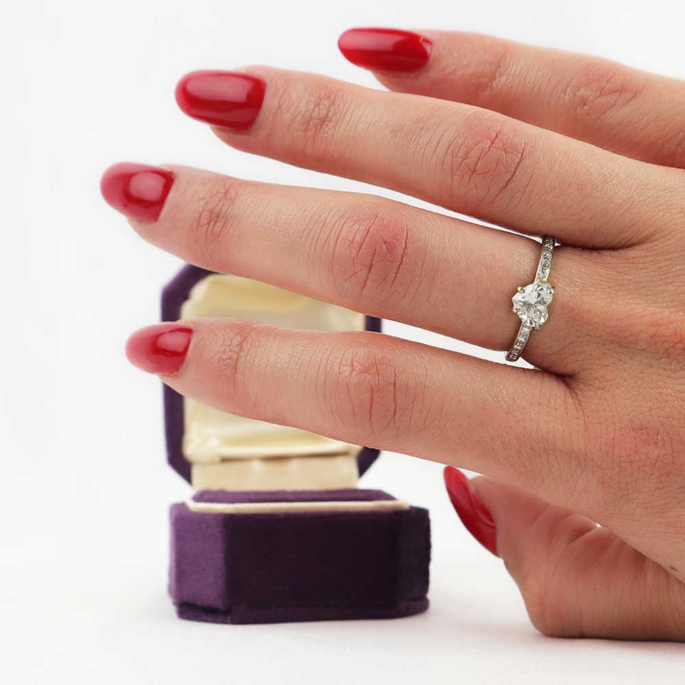 Anello solitario cuore cod 7625