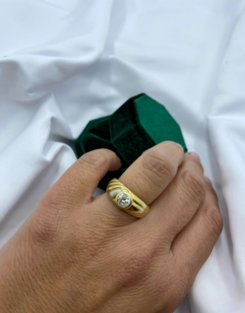Anello oro giallo solitario cod 7994