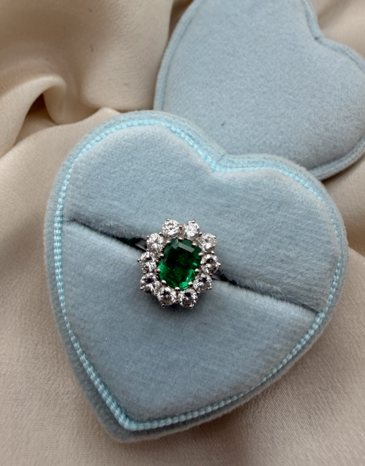 Anello smeraldo cod 8280