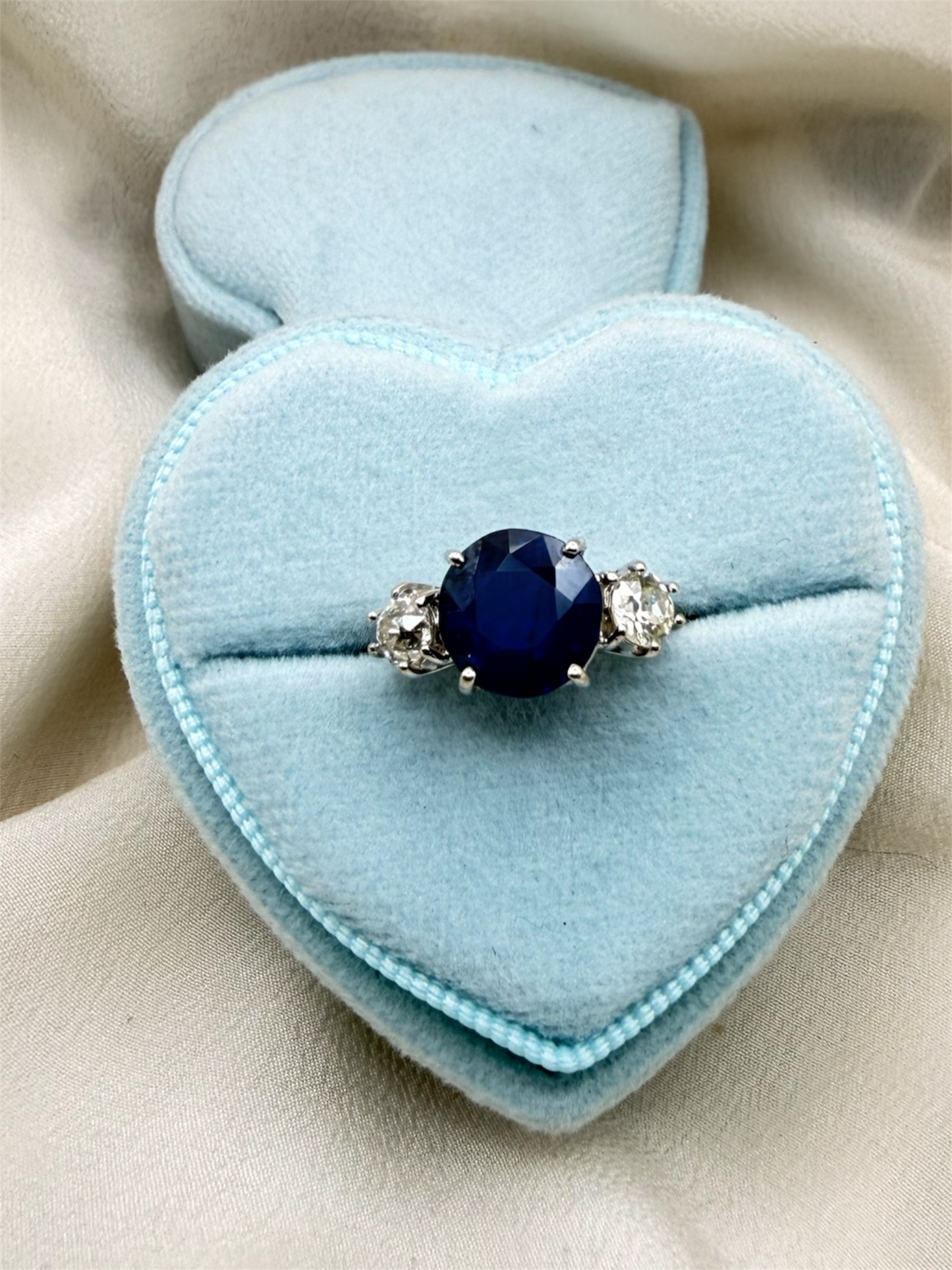 Anello zaffiro cod 7947