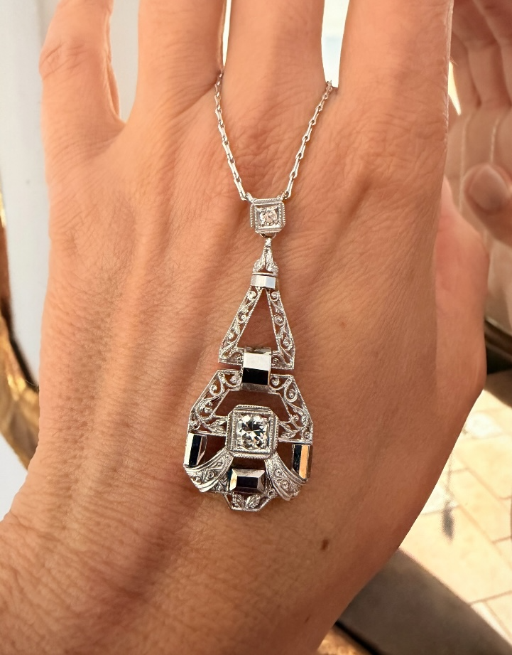 Collana cod 8301