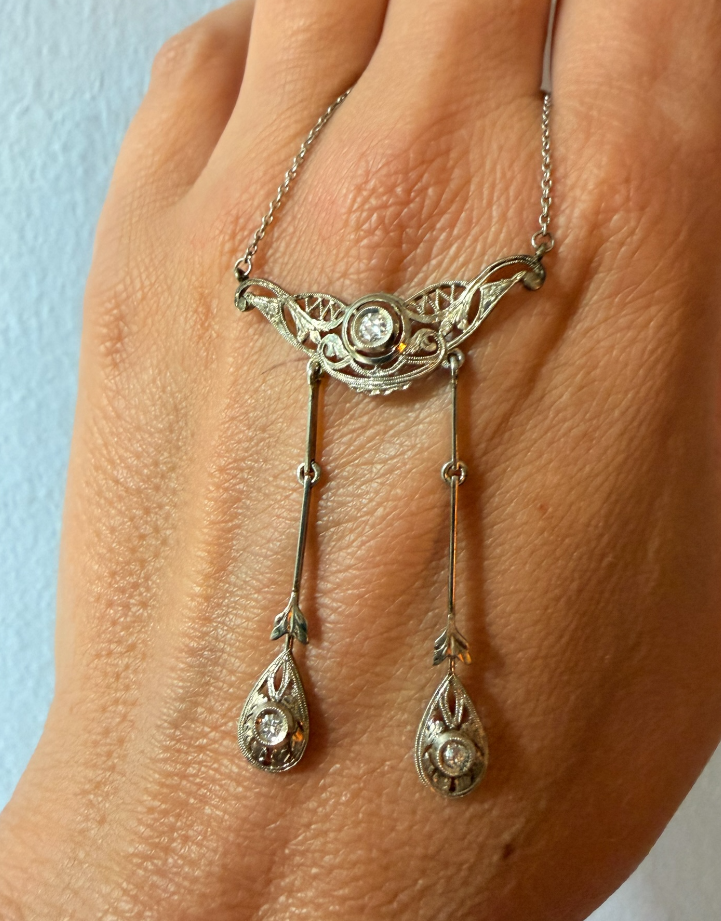 Collana cod 8255
