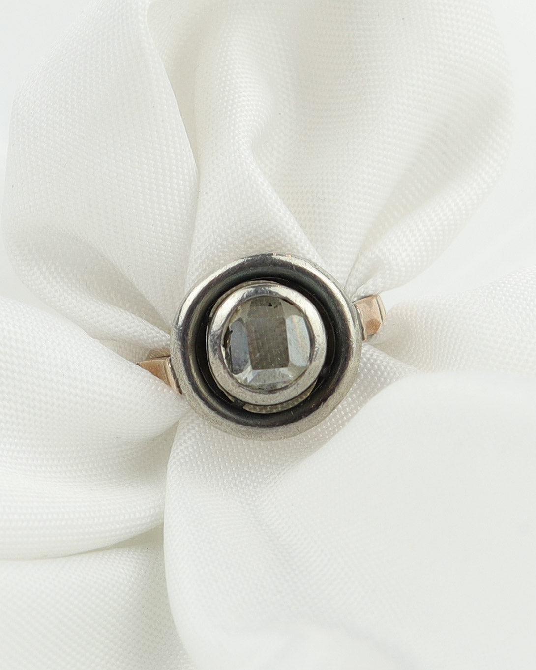 Anello antico rosetta cod 7230